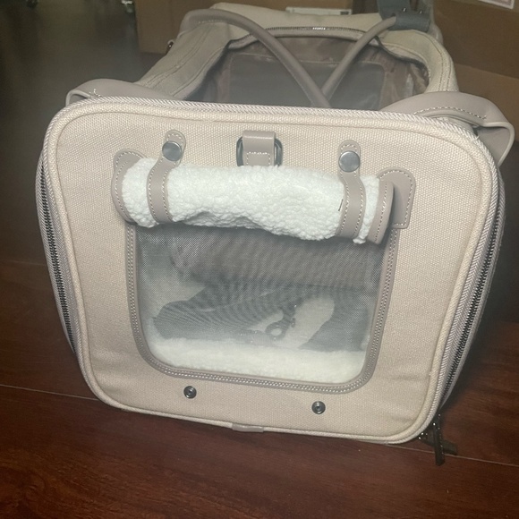 Maxbone Global Citizen Pet Carrier Bag - Picture 8 of 9